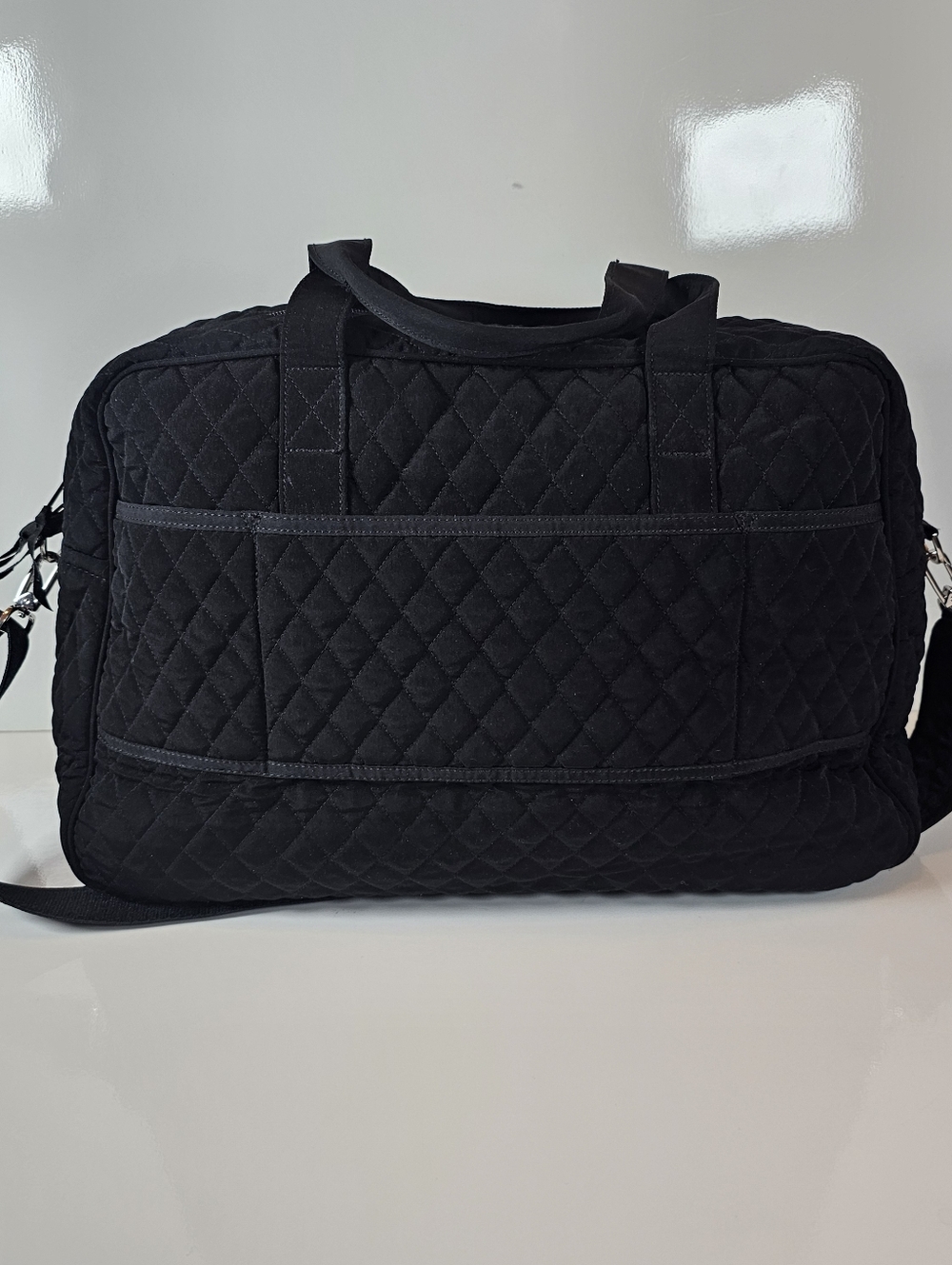 ✨ Vera Bradley Large Quilted Duffel Bag - Classic Black - Like New Condition ✨ - Picture 10 of 13